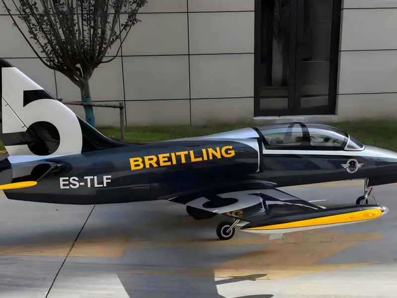 Aero L-39 — 3.5 m
